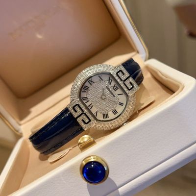 Cartier Tortue 33mm in Diameter C1CT163 Movement Watch
